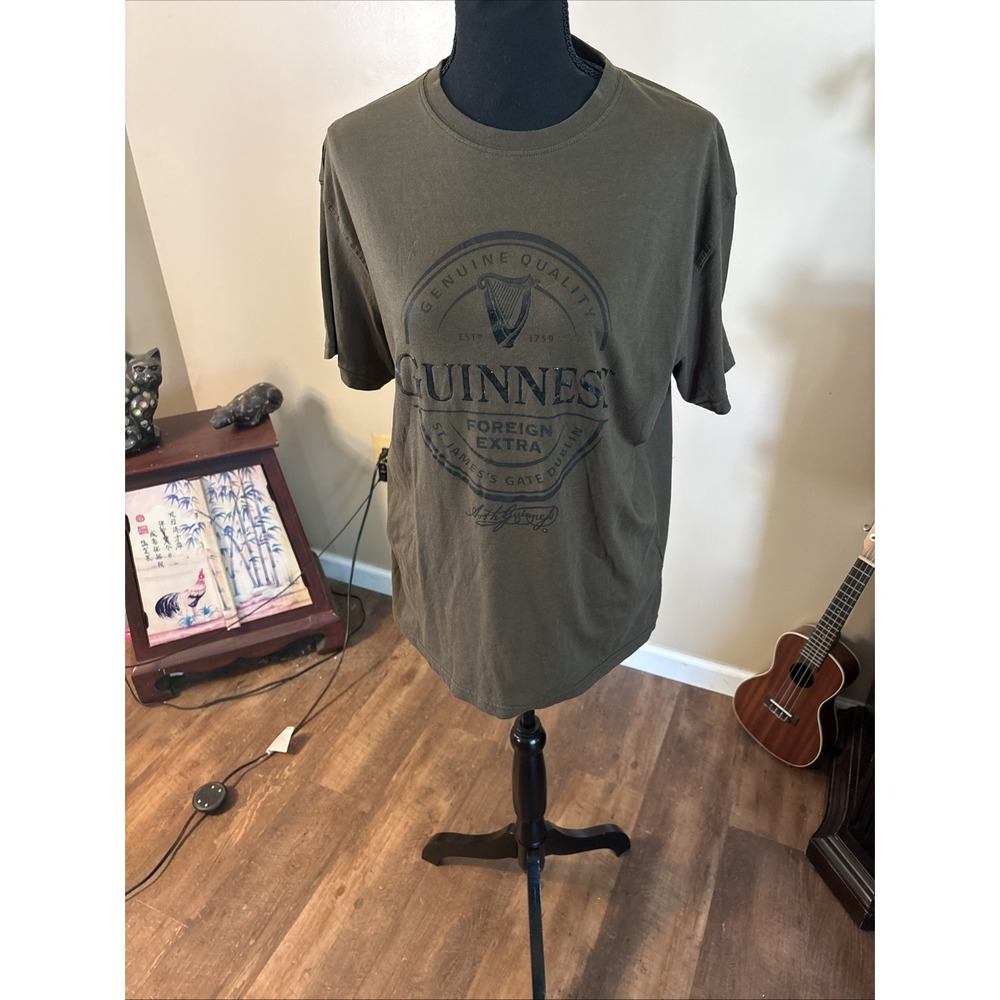 Guinness Crewneck Tee Men's Small Green Foreign Stout Bartender Frat Dad Irish